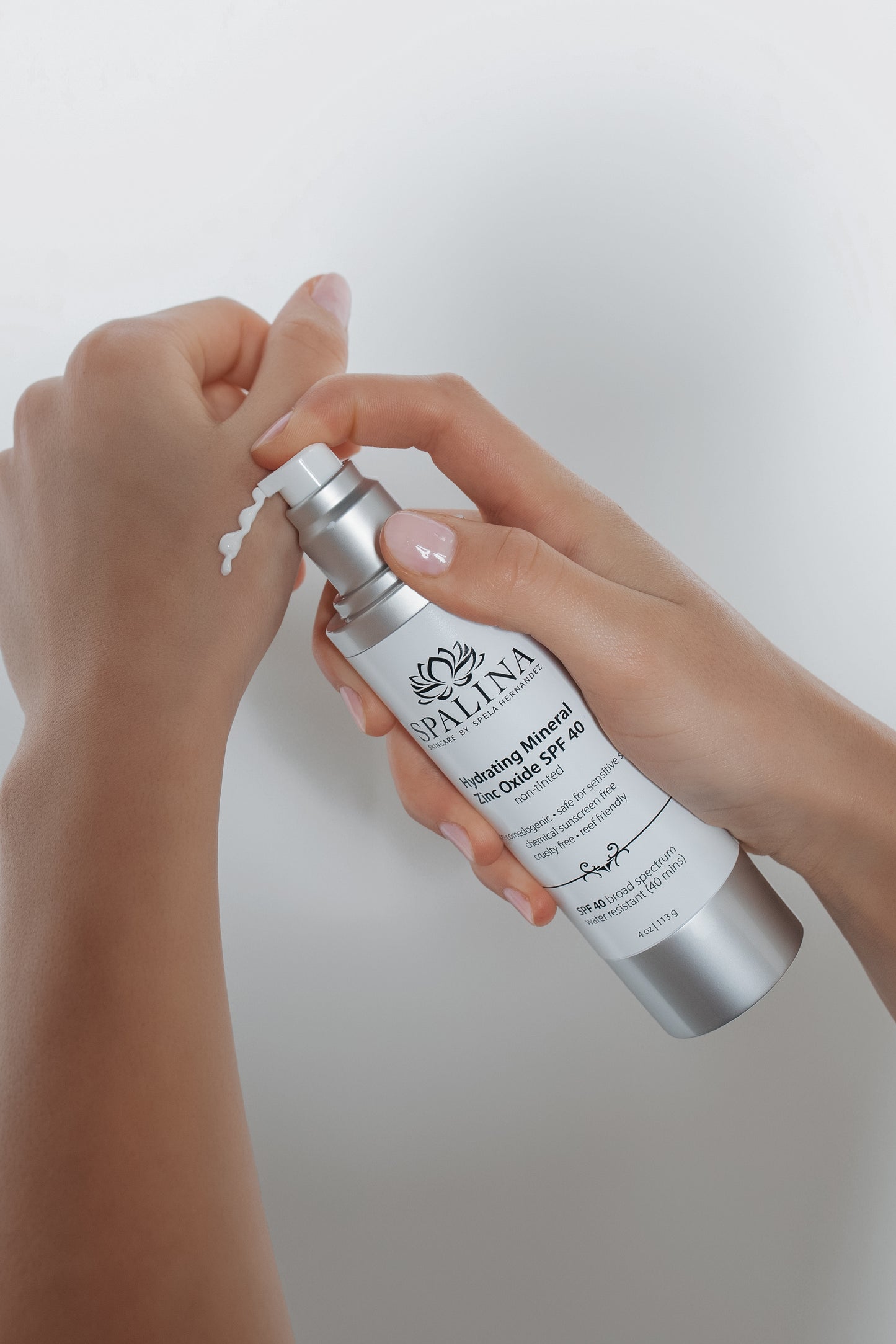 Hydrating Mineral Zinc Oxide SPF 40 Sunscreen