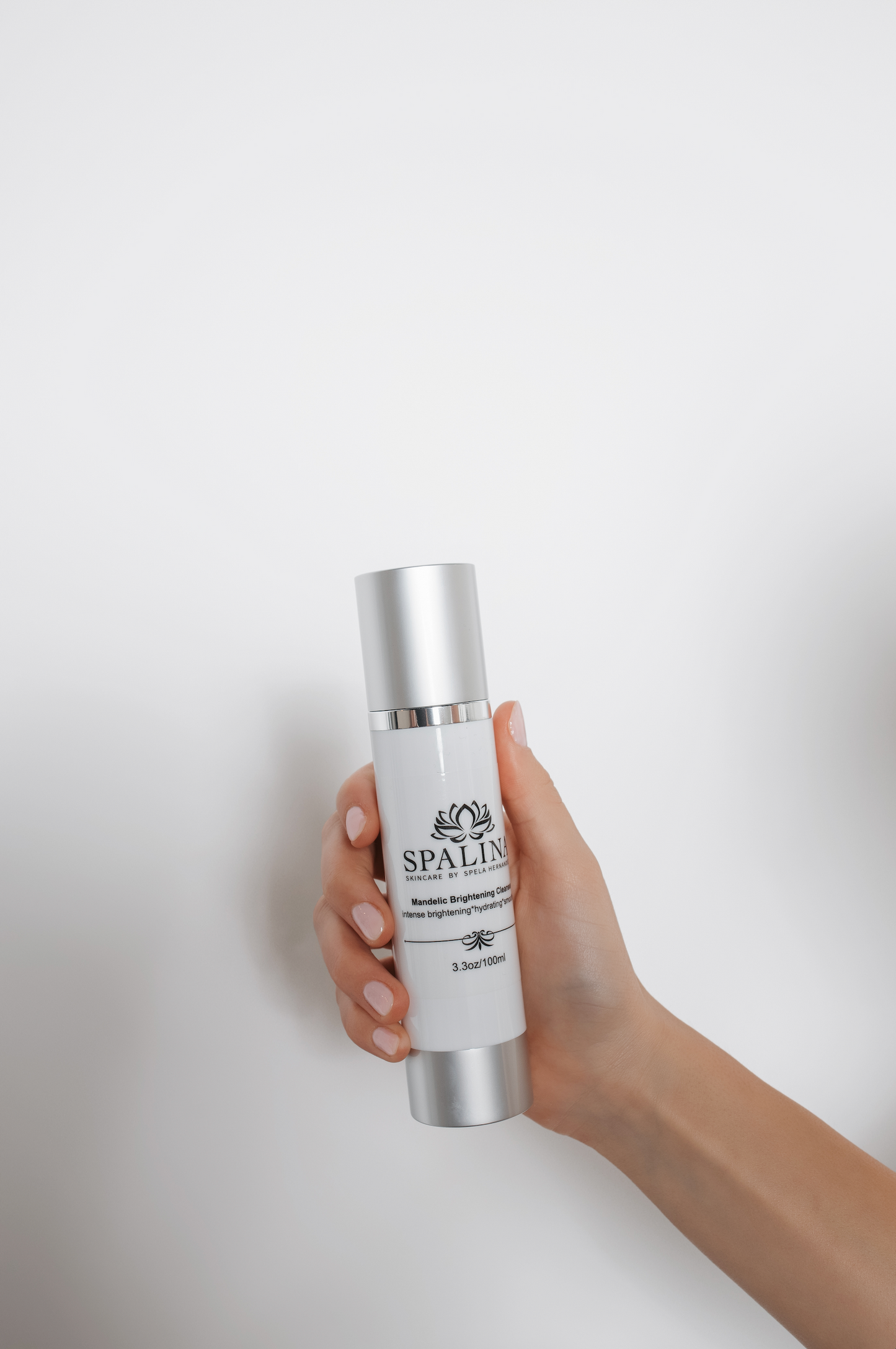 Mandelic Brightening Cleanser